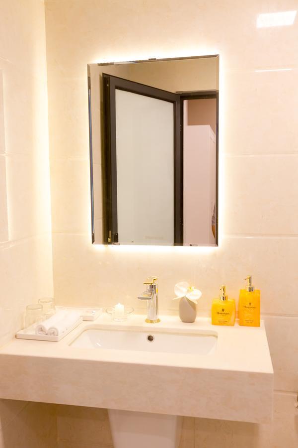 Honeymoon Hotel And Apartment Hanoi Exterior photo